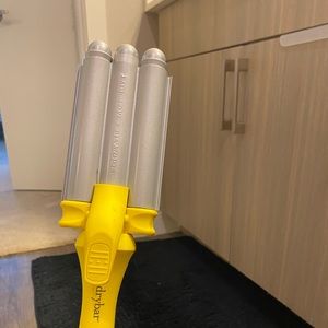 Dry Bar Waver *used once and then disinfected